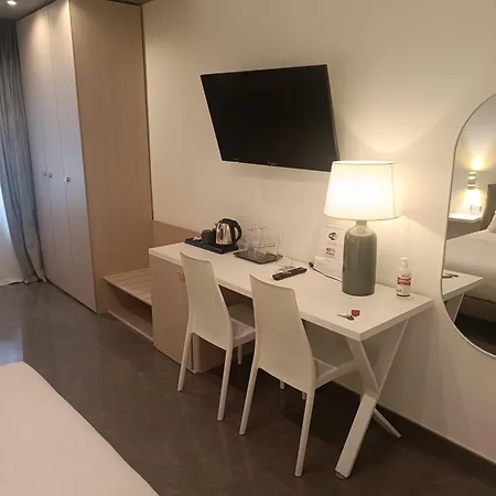 Oda ve Kahvaltı La Rosa Felice Bari