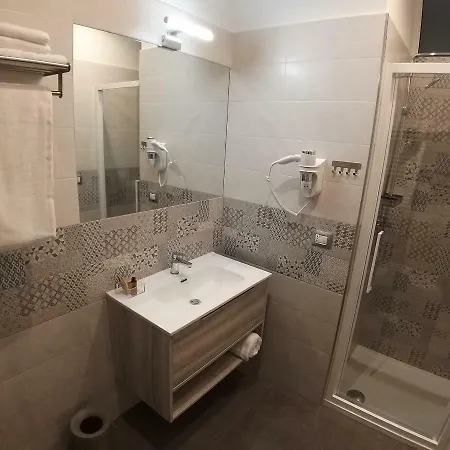 ベッド・アンド・ブレックファスト La Rosa Felice 4*